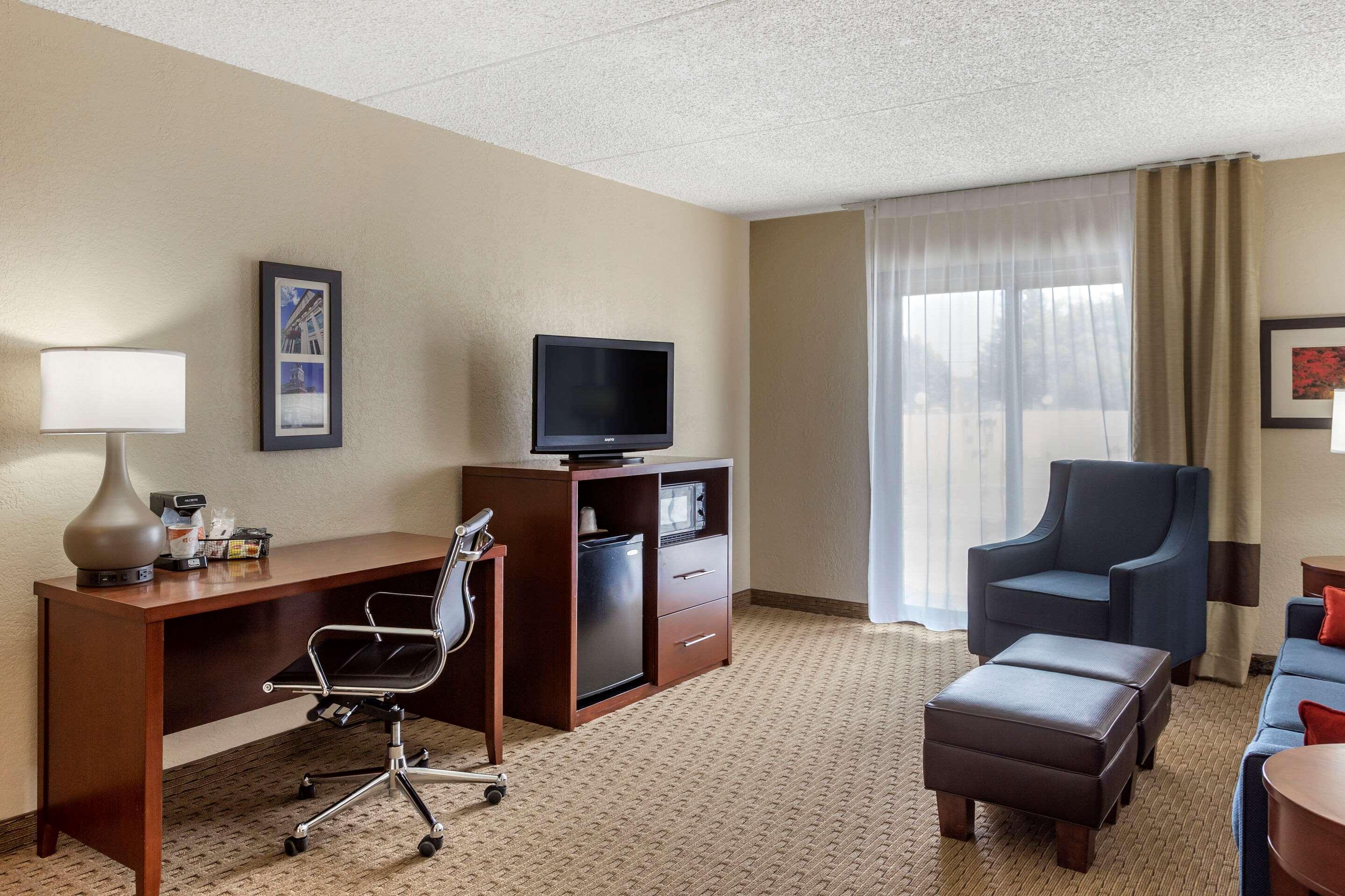 Comfort Inn & Suites Rochelle - Dekalb Екстер'єр фото