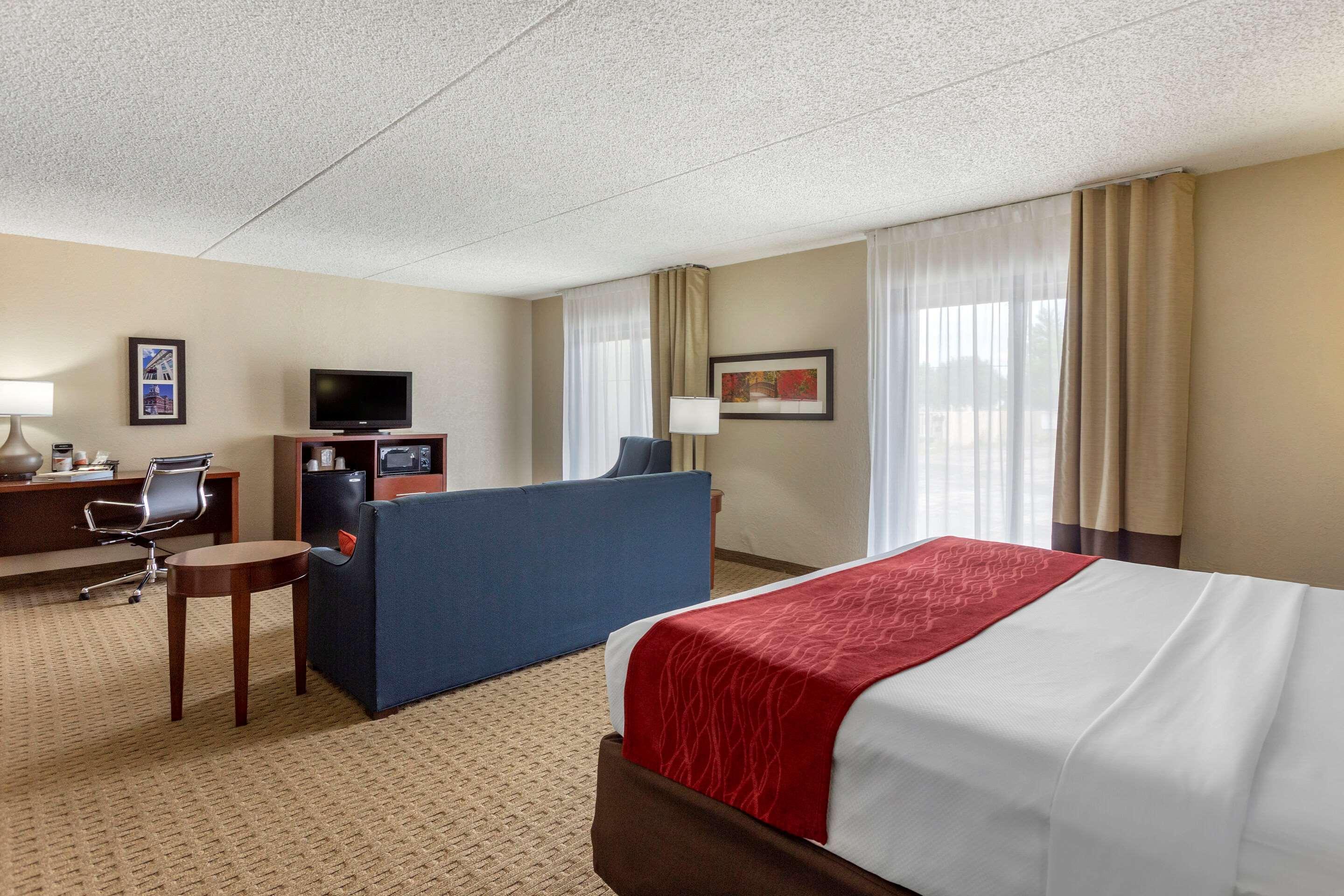 Comfort Inn & Suites Rochelle - Dekalb Екстер'єр фото