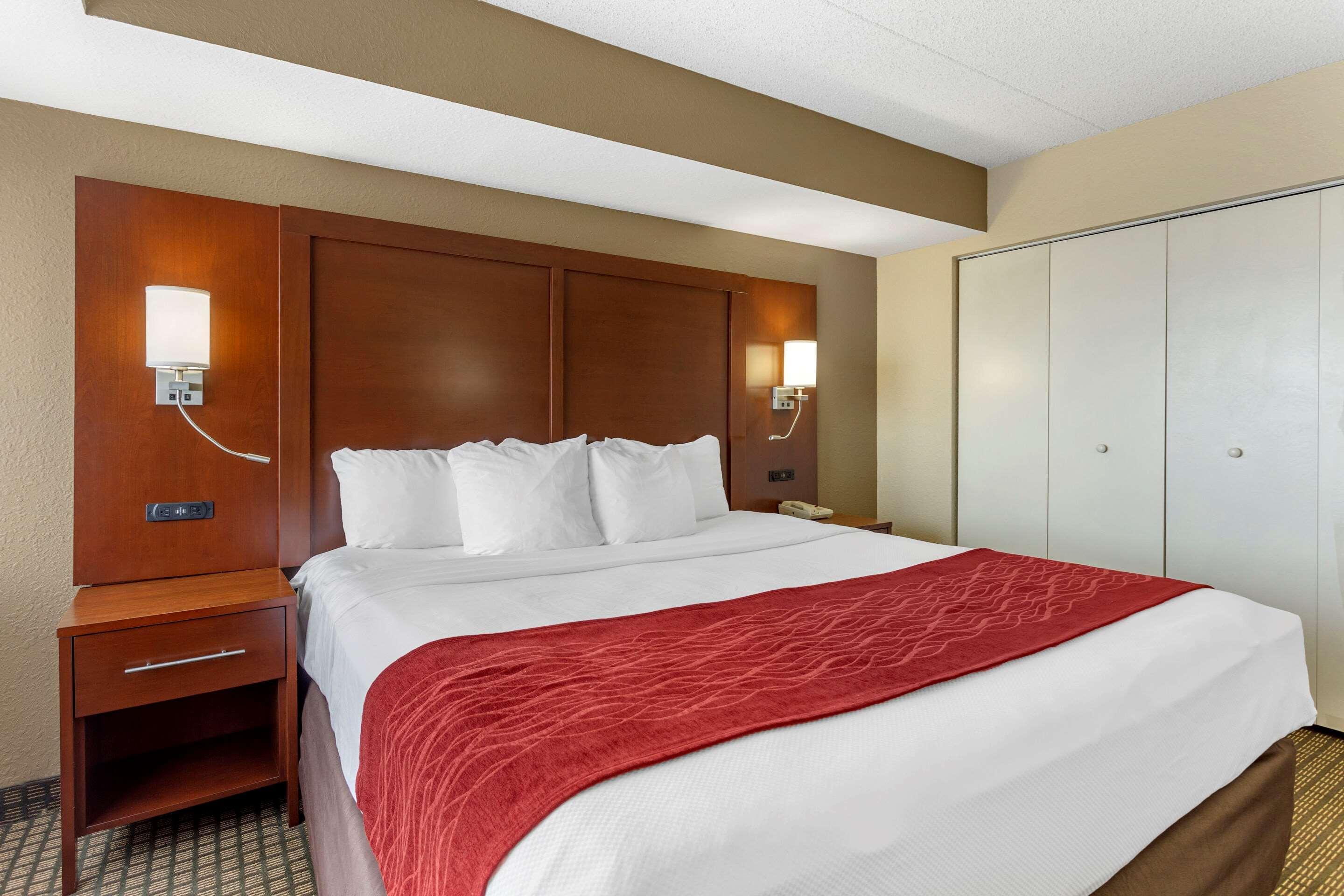 Comfort Inn & Suites Rochelle - Dekalb Екстер'єр фото
