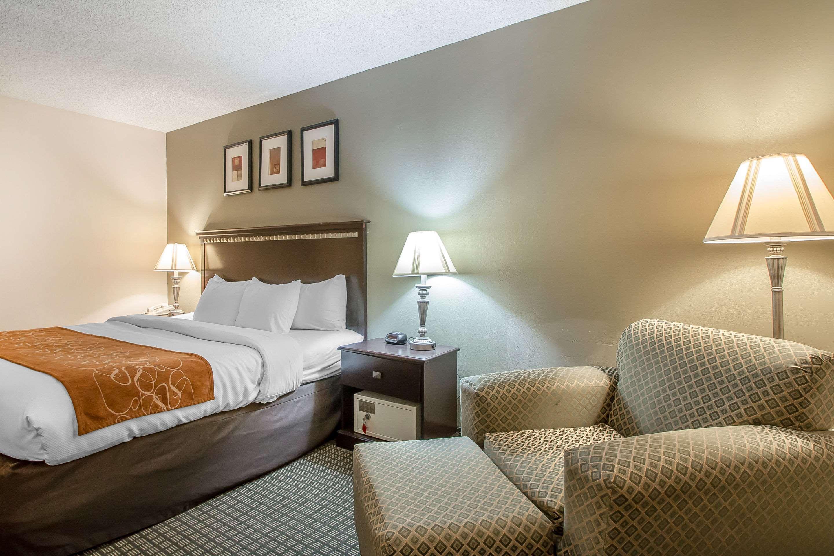 Comfort Inn & Suites Rochelle - Dekalb Екстер'єр фото