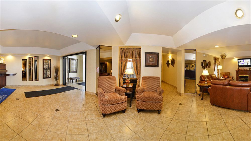 Comfort Inn & Suites Rochelle - Dekalb Екстер'єр фото