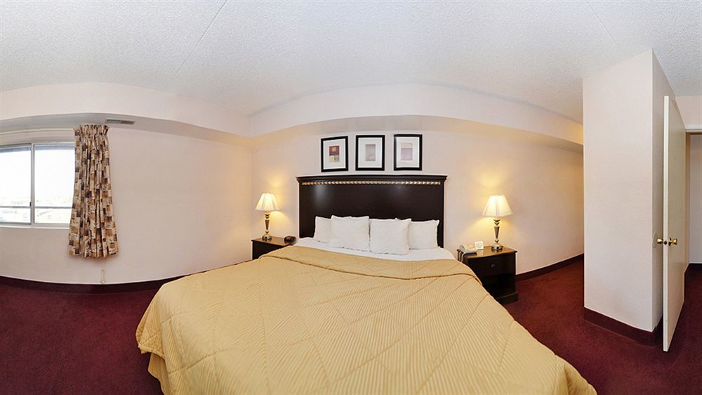 Comfort Inn & Suites Rochelle - Dekalb Екстер'єр фото